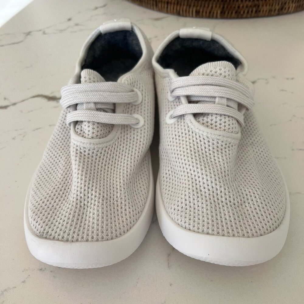 Allbirds bright white Tree Skippers in Women's 10 like new